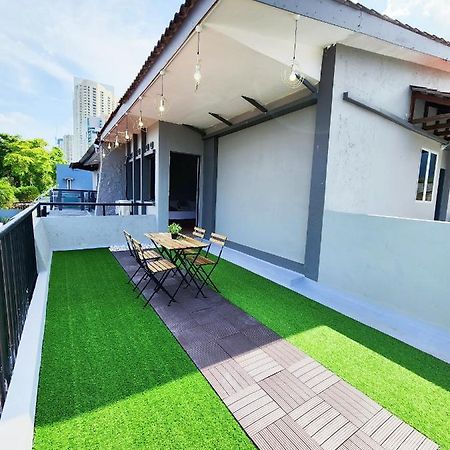 Gurney Coast Guest House By Sky Hive Джорджтаун Экстерьер фото